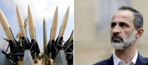 الخطيب: ندرس عرضاً من الأسد لتسليم السلطة ومغادرة البلاد