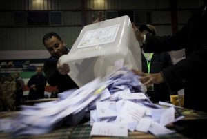 64% من المصريين يوافقون على الدستور