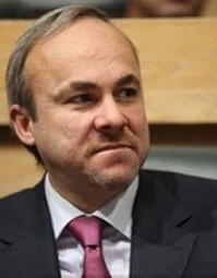 أول ﻧﺎﺋب ﯾﺣﺟز ﻣﻘﻌده ﻓﻲ اﻟﺑرﻟﻣﺎن اﻟﺳﺎﺑﻊ ﻋﺷر