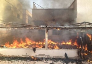 اصابة ثلاثة اشخاص بحريق منزل في جبل الشيخ