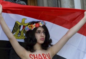 مطالبة بإسقاط الجنسية المصرية عن علياء المهدي