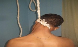 بطلب المدعي العام : تشريح جثة شاب عثر عليه مشنوقا