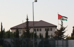 مناقلات الموظفين بين الدوائر بذات المخصصات والدرجات