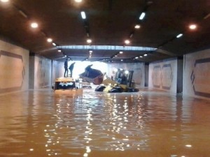 بالصور والفيديو:عمّان غرقت بسبب اعصار فتحية