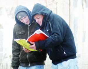 "التربية": لا تأجيل لامتحان "التوجيهي" إلا في حال تراكم الثلوج