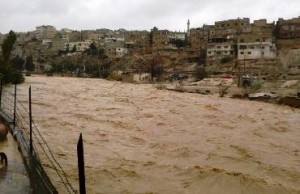 هل تحول سيل الزرقاء الى المسيسيبي ؟ فيديو