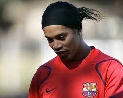 شاهد بالفيديو .. موقف انساني رائع من رونالدينهو