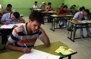 (المعلمين) ترفض تقسيم التوجيهي على سنتين