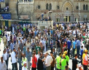 هجوم على النواب ورئيس الوزراء القادم