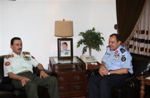 أﻧﺑﺎء ﻟﯾﻠﯾﺔ أردﻧﯾﺔ : ﻻ ﺗﻐﯾﯾرات ﻋﻠﻰ رأس ﻣؤﺳﺳﺎت اﻟﺟﯾش واﻟﻣﺧﺎﺑرات واﻷﻣن