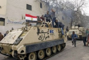 تقديرات إستخبارية دولية : تحركات في الجيش المصري تمهيدا لإنقلاب عسكري