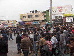 اربد : معاكسة فتاة تفجر مشاجرة بشارع الجامعة