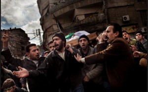 النظام السوري يفتش توابيت الموتى ويمنع الجنازات في دمشق