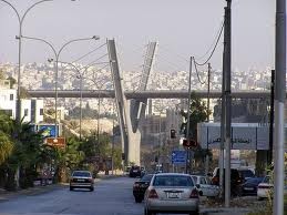 القبض على مطلوب برفقة فتاة في كنيسة في عبدون