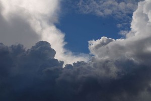 انخفاض درجات الحرارة وامطار الاثنين