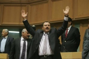 اصابة النائب نضال الحياري بعد اعتداء عليه في مجلس النواب