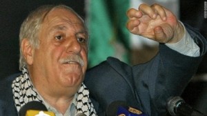 ضبط جوازات سفر أردنية مزورة في مقرات احمد جبريل بدمشق ..! (فيديو)