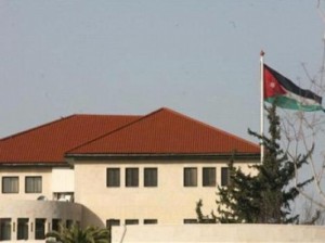 مسؤول أردني يحسم: أزمة سياسية مكتومة أجّلت تسمية رئيس الحكومة