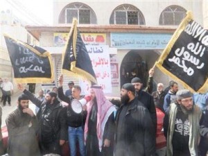 'السلفي الجهادي' من مخيم الحسين : لسنا دعاة تخريب ونرفض رفع الأسعار ((صور))