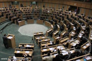 جدل حول عدد الأصوات النيابية المطلوبة لنيل الحكومة الثقة