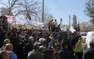 معتصمو المياه : سئمنا لعنة الأنتظار