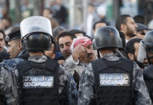 العاصمة عمان: قوات عسكرية ومظاهر أمنية وإغلاقات بانتظار أوباما