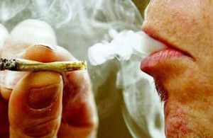 الأعيان يقر قانون المخدرات كما ورد من النواب