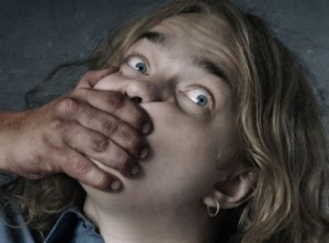 حدث يغتصب طفلة عمرها 4 أعوام