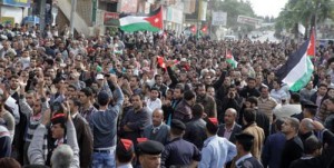 الامن يحول دون احتكاك مسيرتين في اربد