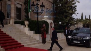 الحكومة تؤدي اليمين امام الملك - صور