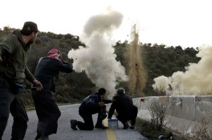 تفجير سيارة تقل اردنيين في درعا