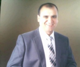 الدفاع المدني يسعف النائب عبد الله عبيدات بعد الاغماء عليه في مجلس النواب