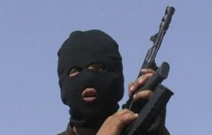 مسلحون يجوبون شوارع معان ويفتشون السيارات