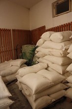 الحكومة ترفع أسعار الطحين المدعوم 3.6 دينار للطن