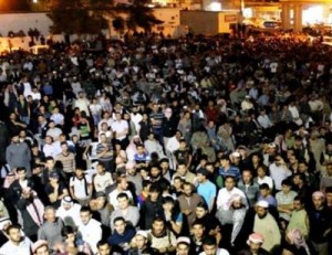 بالفيديو.. الآلاف يشاركون باجتماع عام في معان وسط دعوات للتهدئة