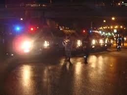 مواطنون يحاصرون مركز الامن في عين الباشا