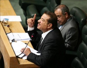 الدغمي يسأل عن مؤسسات التمويل الاجنبي