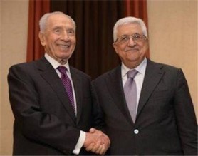 كيري وبّخ بيرس وابو مازن في الاردن