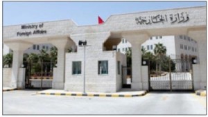 للتسبيح بالاردن ناصر جودة يوزع مسابح بقيمة 107 آلاف دينار سنوياً