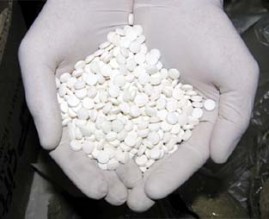 اعتقال أشخاص بحوزتهم مليونين حبة كبتاجون