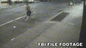 65 ألف دولار لمن يتعرف على هذا المطلوب في الفيديو