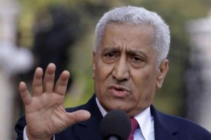 النسور : رفع الدعم عن الخبز لغير المواطنين