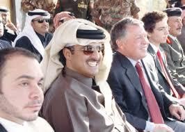 الملك وصل الدوحة