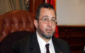 التغيير في مصر : استقالة اربعة وزراء ..وسقوط 16 قتيلا في اعمال عنف ..ودعوة لسلسلة بشرية احتجاجية