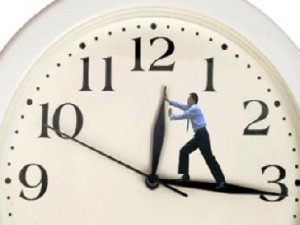 النسور: الدوام في رمضان من العاشرة إلى الثالثة