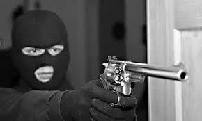 معان: 4 اصابات في اعتداء مسلح على باص