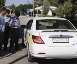 الحكومة الأردنية تمنع دخول المركبات السورية