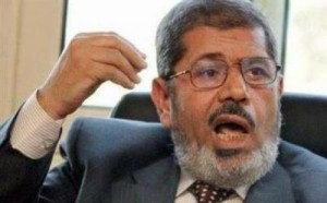 تجديد حبس مرسي بقضية التخابر مع حماس