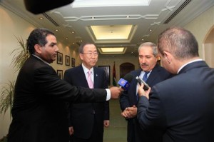 كي مون من عمان: تحلوا بالصبر