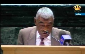 الحكومة و"النواب" ينعيان محمود الهويمل